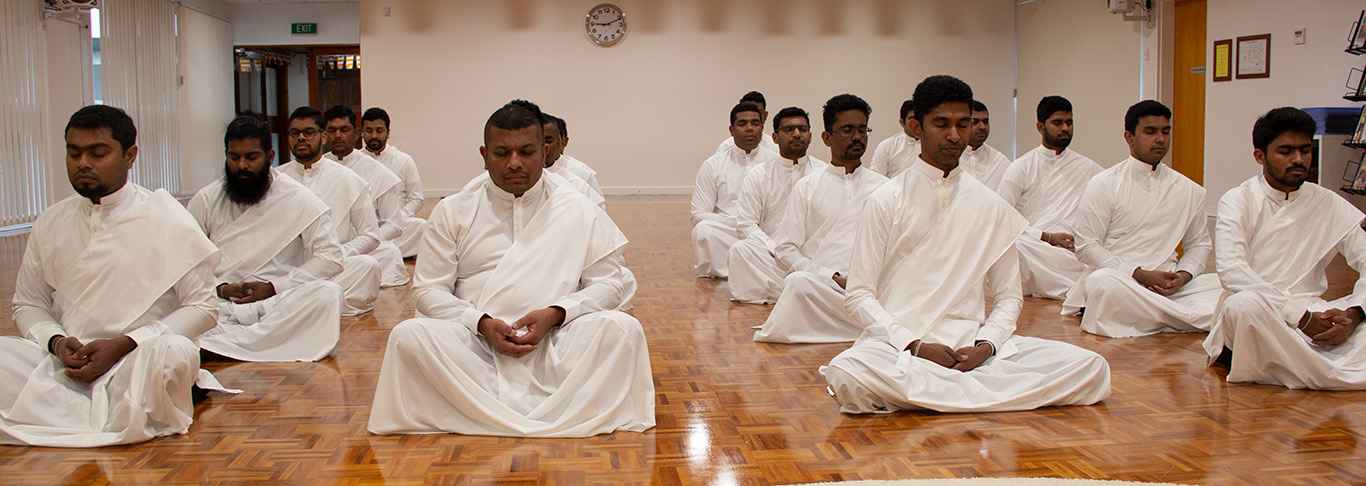 භාවනා - Meditation during Vesak Poya